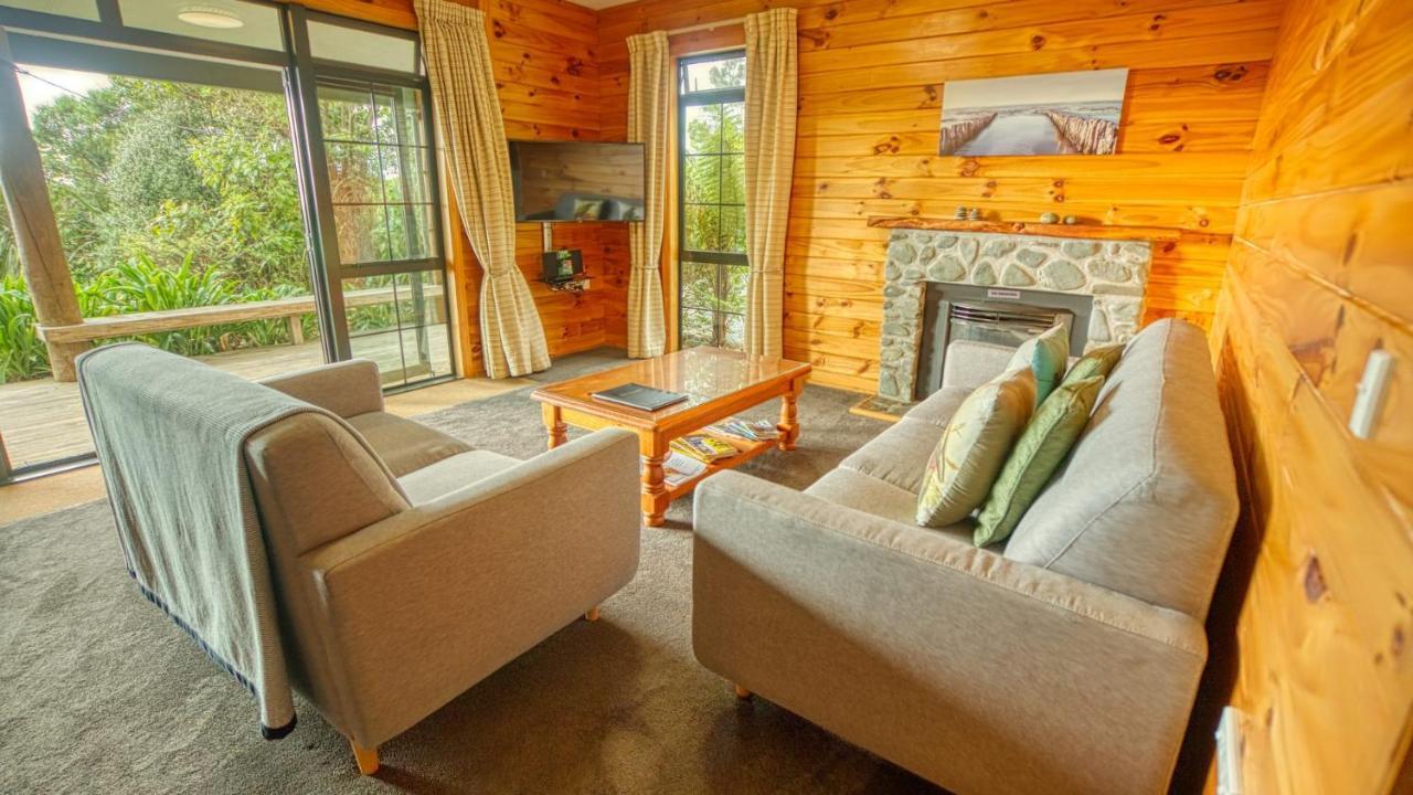Paparoa Beach Hideaway With Hot Tub Barrytown Zewnętrze zdjęcie