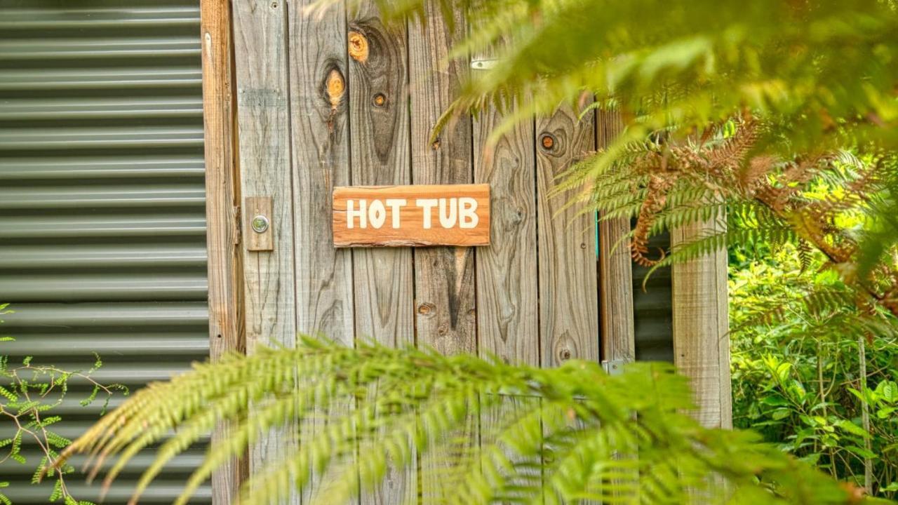 Paparoa Beach Hideaway With Hot Tub Barrytown Zewnętrze zdjęcie