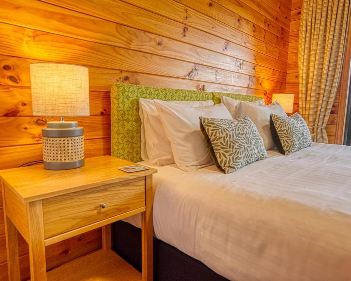Paparoa Beach Hideaway With Hot Tub Barrytown Zewnętrze zdjęcie