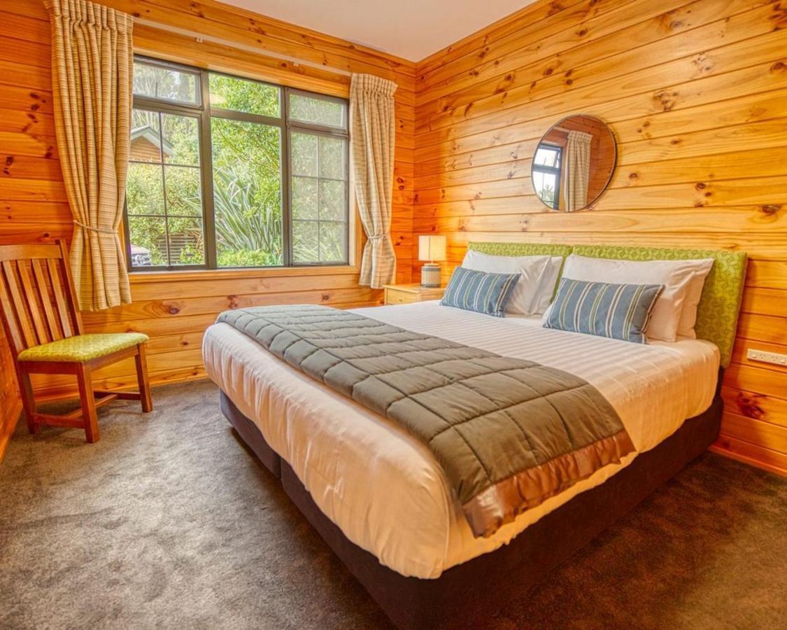 Paparoa Beach Hideaway With Hot Tub Barrytown Zewnętrze zdjęcie